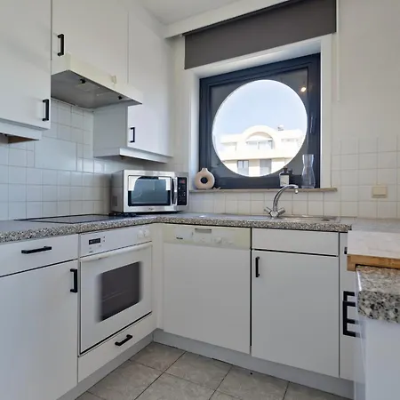 Cosy Calmeyn Apartment De Panne